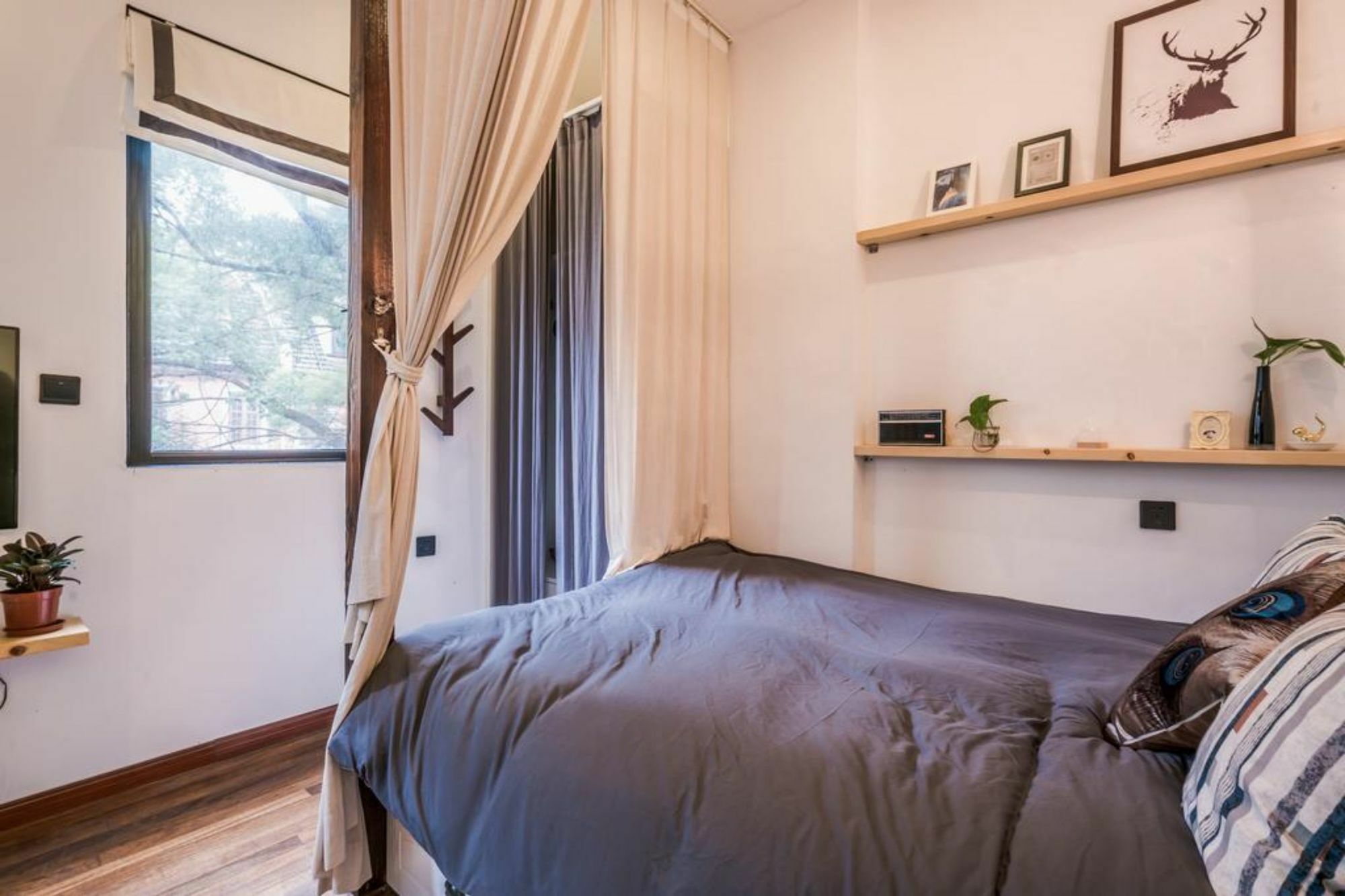 Cozy Location 1200 Hotel 3*